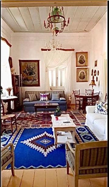 Апартаменты Mansion Alexandri Идра Экстерьер фото